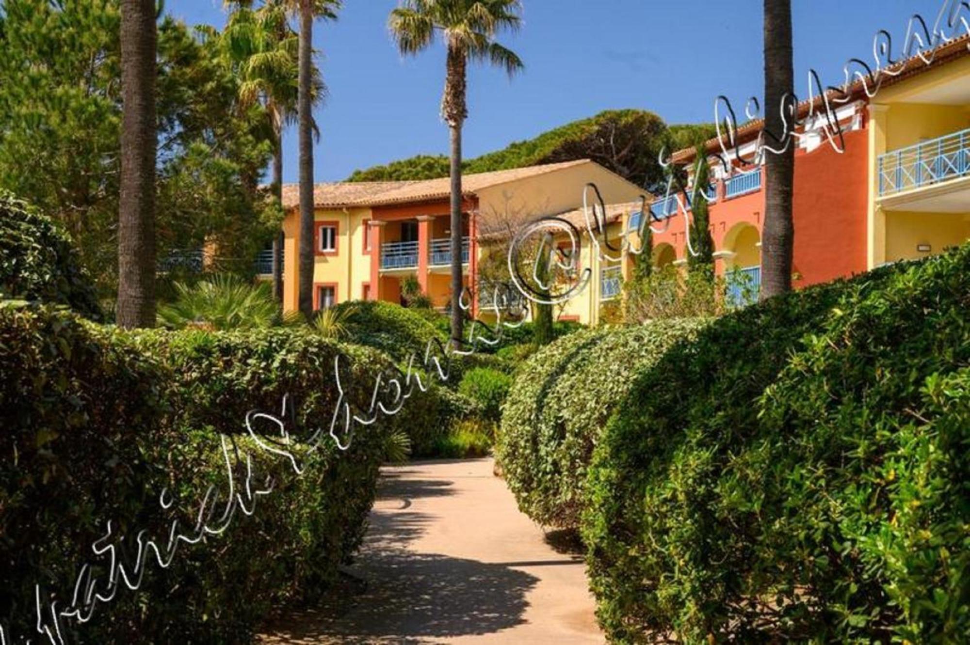 Magnifique Parc De La Presqu'Ile Avec Piscine Et Plage Face A Porquerolles ! Hyeres Exterior photo