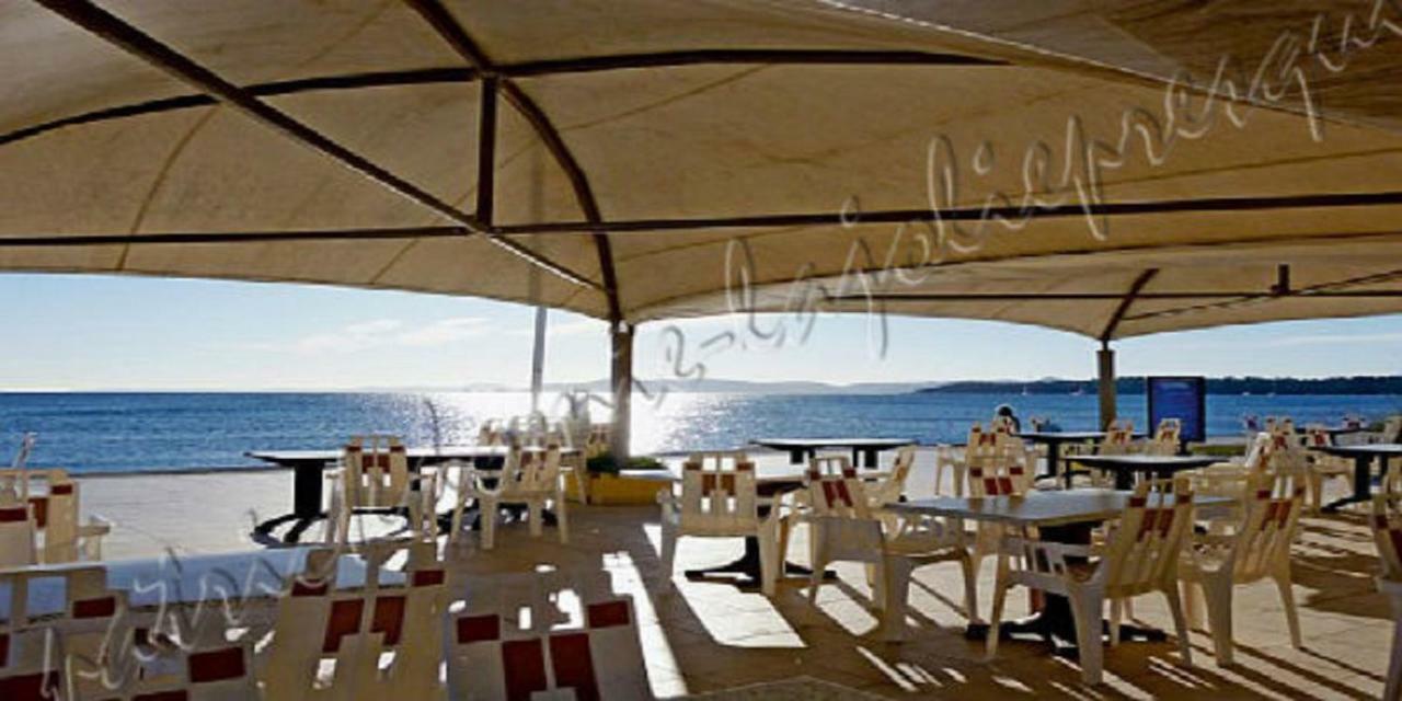 Magnifique Parc De La Presqu'Ile Avec Piscine Et Plage Face A Porquerolles ! Hyeres Exterior photo